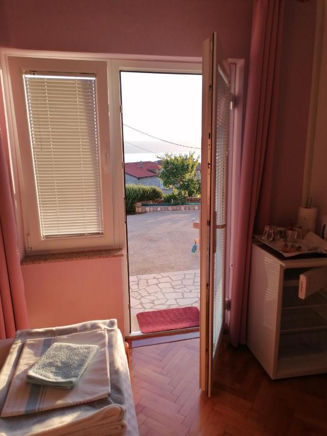 Guest House Pamela Senj  Exterior foto
